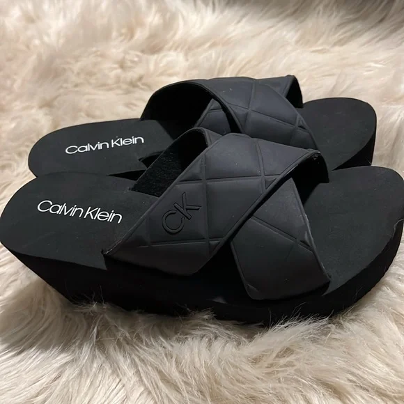 Calvin Klein wedge - Picture 1 of 6